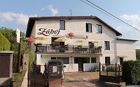 Zaboj Restaurant